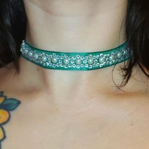 Green/Pearl/Rhinestone Choker